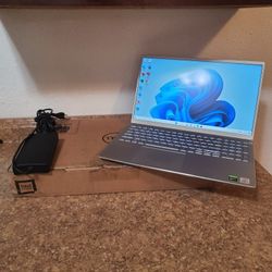 Dell Inspiron 7501 Premium Gaming Laptop!