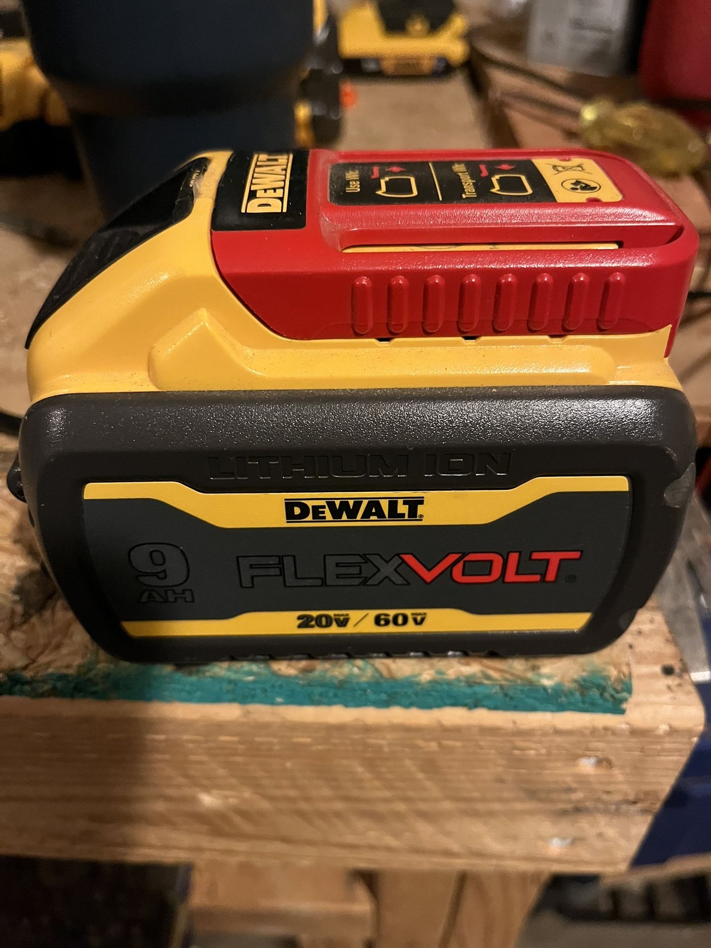 Dewalt Flexvolt 9ah 20v 60v 120v No Trades Priced As Is Not Going Lower
