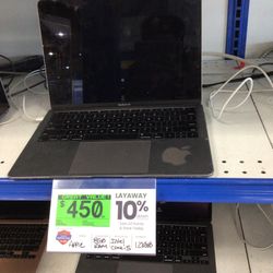 Apple Laptop 8GB 