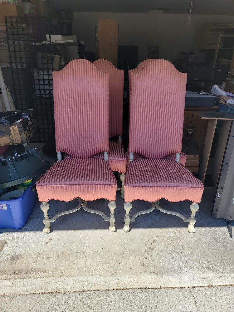 4 Chairs