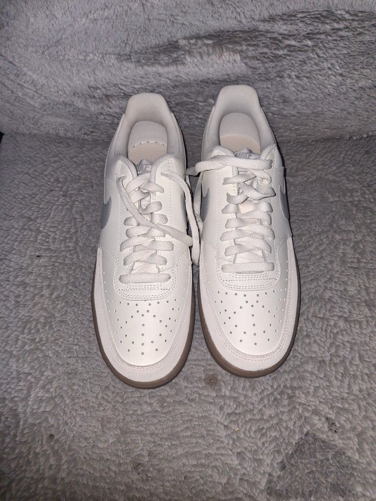 Nike Court Vision Low