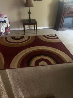 Beautiful Rug - burgundy gold ivory