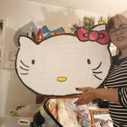 Hello Kitty Pinata