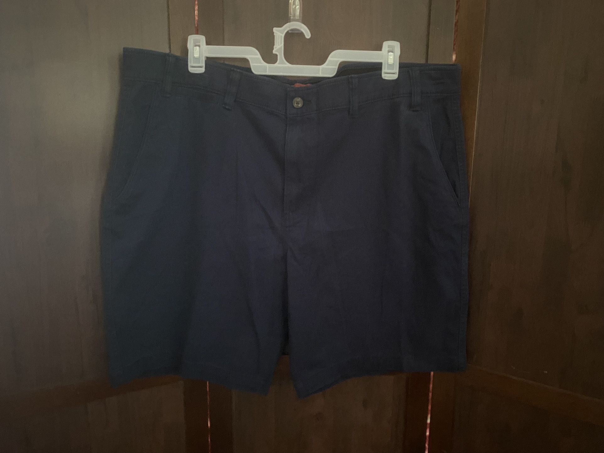 Foundry Men’s Size 50 Big And Tall Navy Blue Shorts NWOT