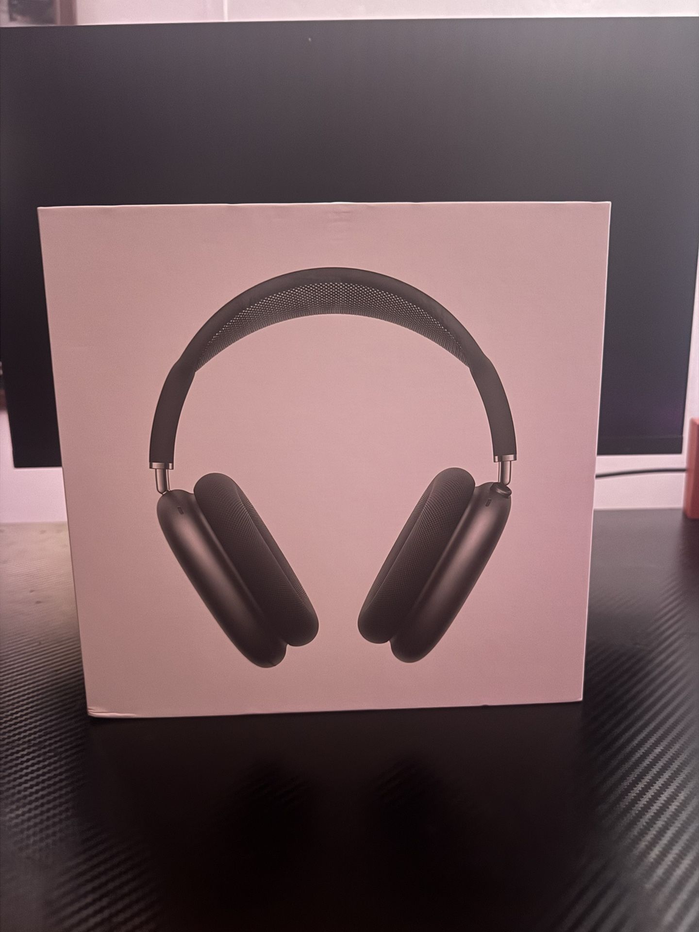 AirPod Maxes Space Gray