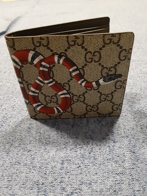 Designer Wallet 