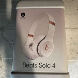 Beats Solo 4