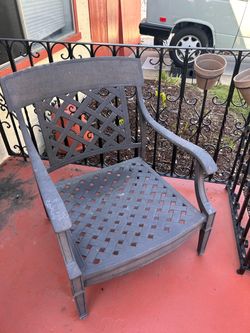 2 Wrought Iron Garden Chairs