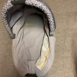 Pack N Play Set With Bassinet With Night Stand For Low Price