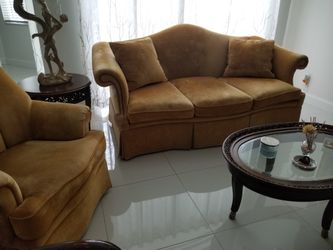 Living Room Furniture Set With Coffee table And End table