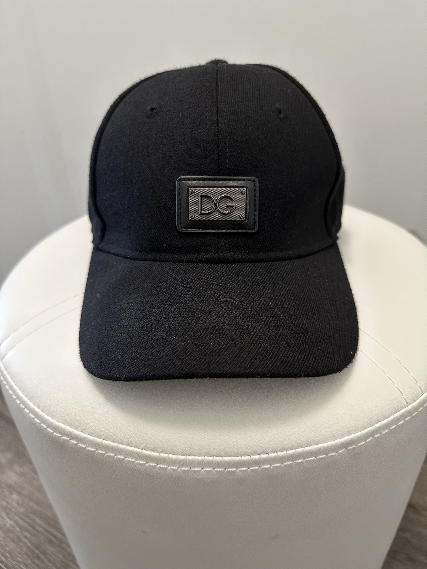 Dolce & Gabbana Logo Tag Fitted Baseball Cap