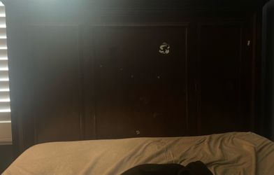 Wooden queen size bedframe & wooden dresser set