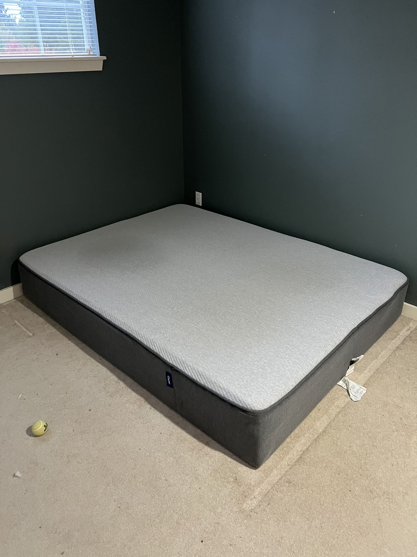 Queen Size Casper Mattress for Sale in Renton, WA OfferUp