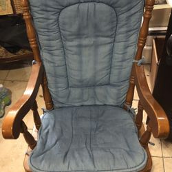 Rocking Chair 