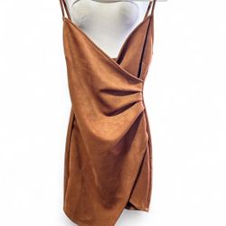 NWT Camel Brown Suede Low cut Front Mini Size Small