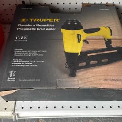 Pneumatic Brad Nailer