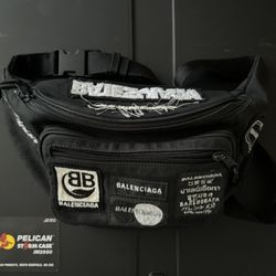 Balenciaga Explorer Beltbag