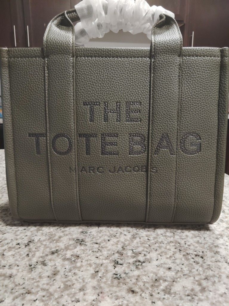 The Tote Bag (Olive Green)