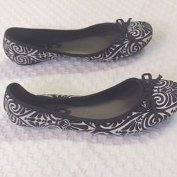 6 Black and White Ballet Flats Coach And Four (contact info removed)