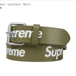 Supreme Repeat Leather Belt S/M Olive
