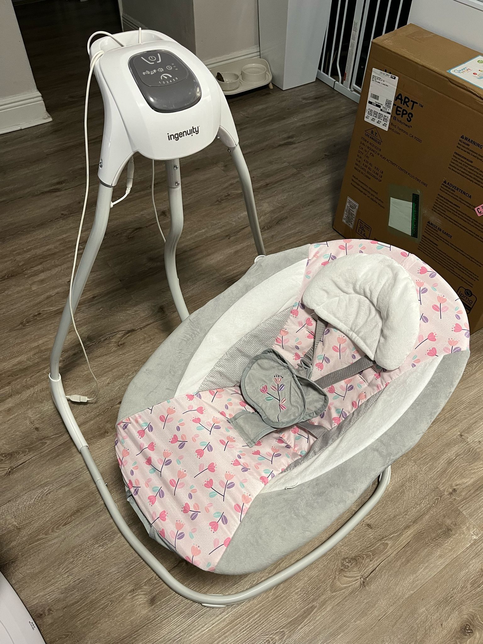 Ingenuity SimpleComfort Multi-Direction Compact Baby Swing with Vibrating Seat, Unisex - Cassidy (Pink)