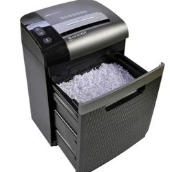 Royal 16 Sheet/ Credit Card / DVD Shredder