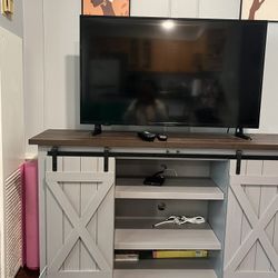 43 Inch TV & TV Stand 