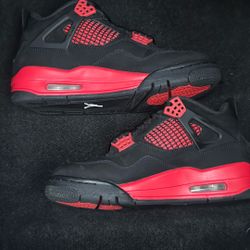 Jordan 4 Red Retro Thunder  Size 5