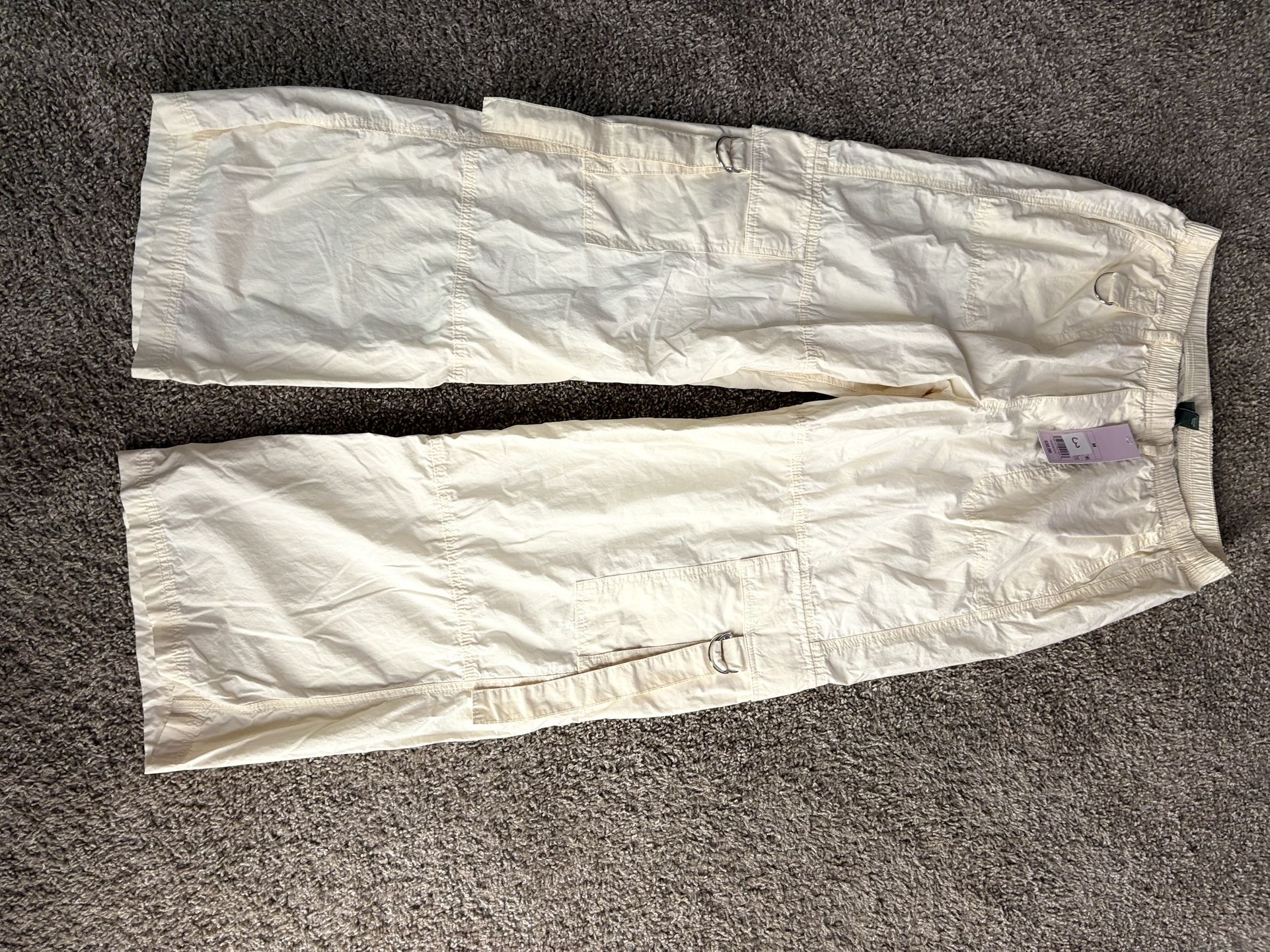 🔥Brand New Off white Wind Breaker Cargo Pants For Women With Multiple Pockets Size Medium🔥