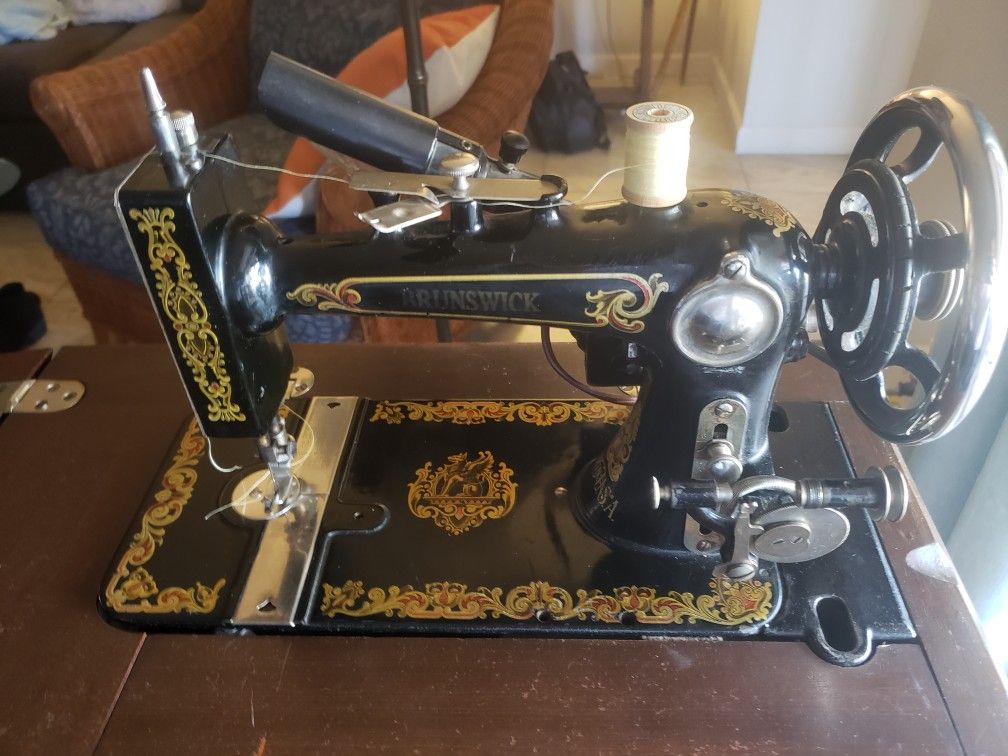 Brunswick Sewing Machine Works Great for Sale in Phoenix, AZ OfferUp