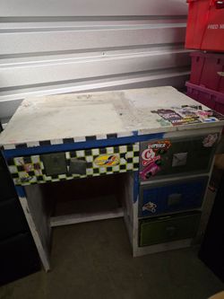 Wood Kids Desk