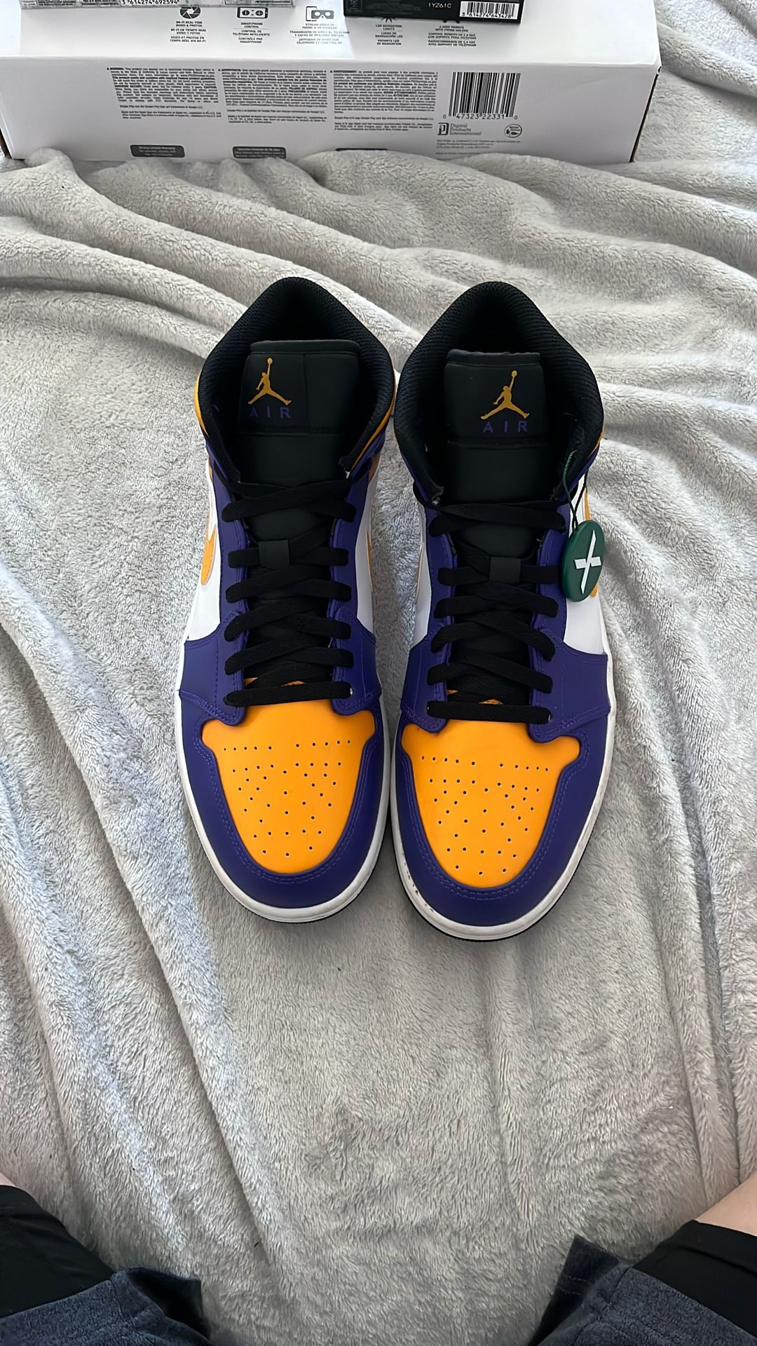 Jordan 1 Mid Lakers M11