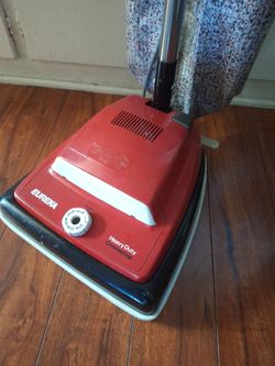 Heavy duty Vacuum. Excellent Condition