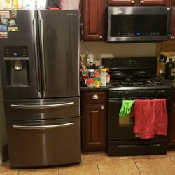 Samsung Kitchen Appliances! Fridge And Microwave