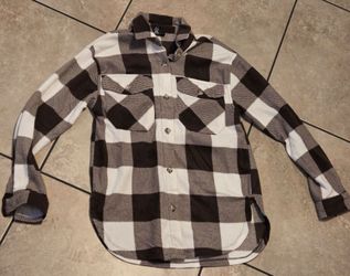 Women's flannel size small