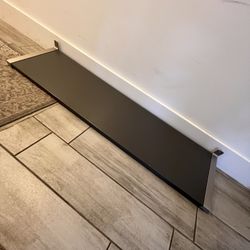 Floating Shelf With Brackets 