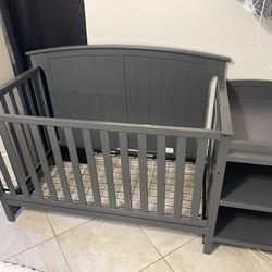 Gray Crib 5 In 1  With Changing Table - Serta Mattress