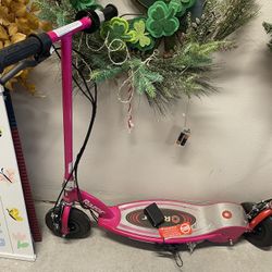 2 Electric scooters Razor