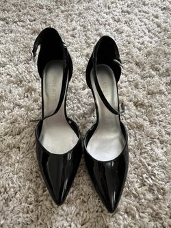 Black heels woman fashion