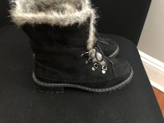 Dana Buchanan boots size 6