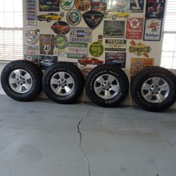 Tacoma     4 Runner285/70/17