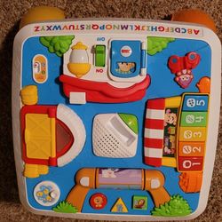 FISHER PRICE LAUGH & LEARN LEARNING TABLE (MISSING PHONE) AROUND THE TOWN