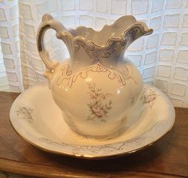 Vintage Wash Basin And Bowl