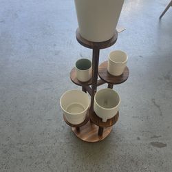 Geebobo Plant Stand