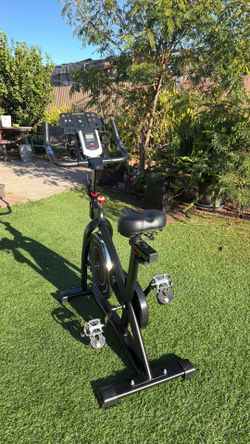 Indoor cycling bike