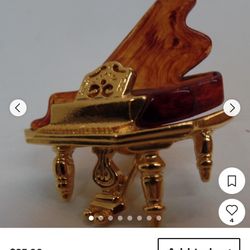 VTG Avon Grand Piano Brooch