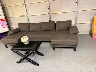 Sectional couch