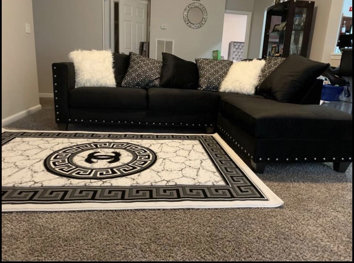 New Black And White L-Shaped Sectional Sofa Couch With Pillows