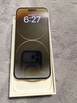 Apple iPhone 14 Pro Max with Triple Camera System