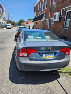 Honda Civic Sedan Gray